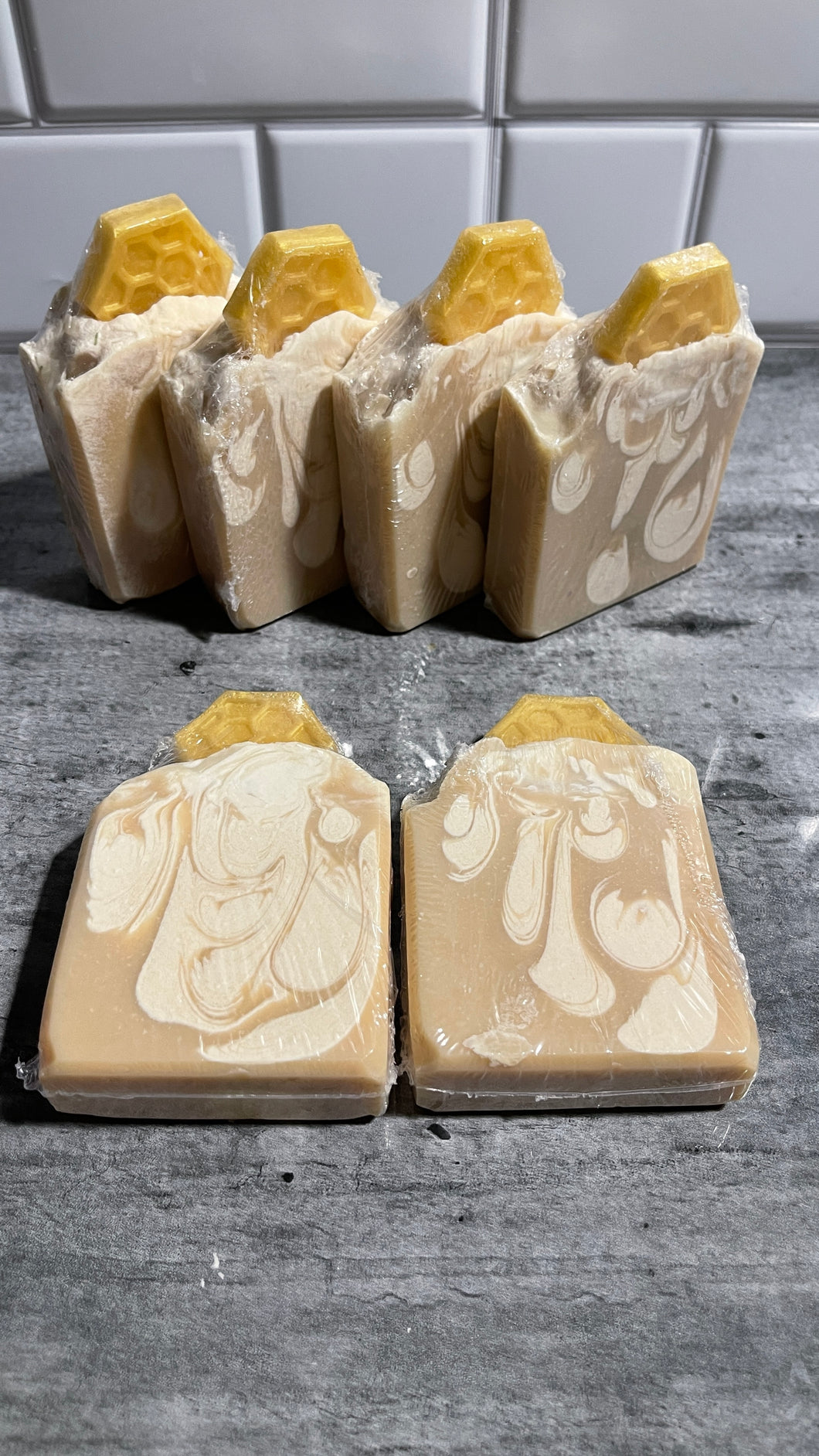 Oatmeal milk & Honey cold process soap bar ( with honeycomb)
