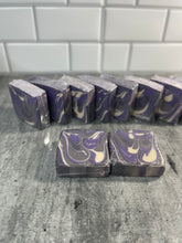 Load image into Gallery viewer, Amethyst cold process soap bar
